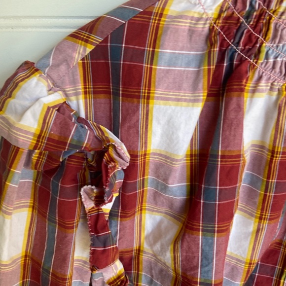 Something Navy Plaid Ruffled Top - Picture 4 of 9